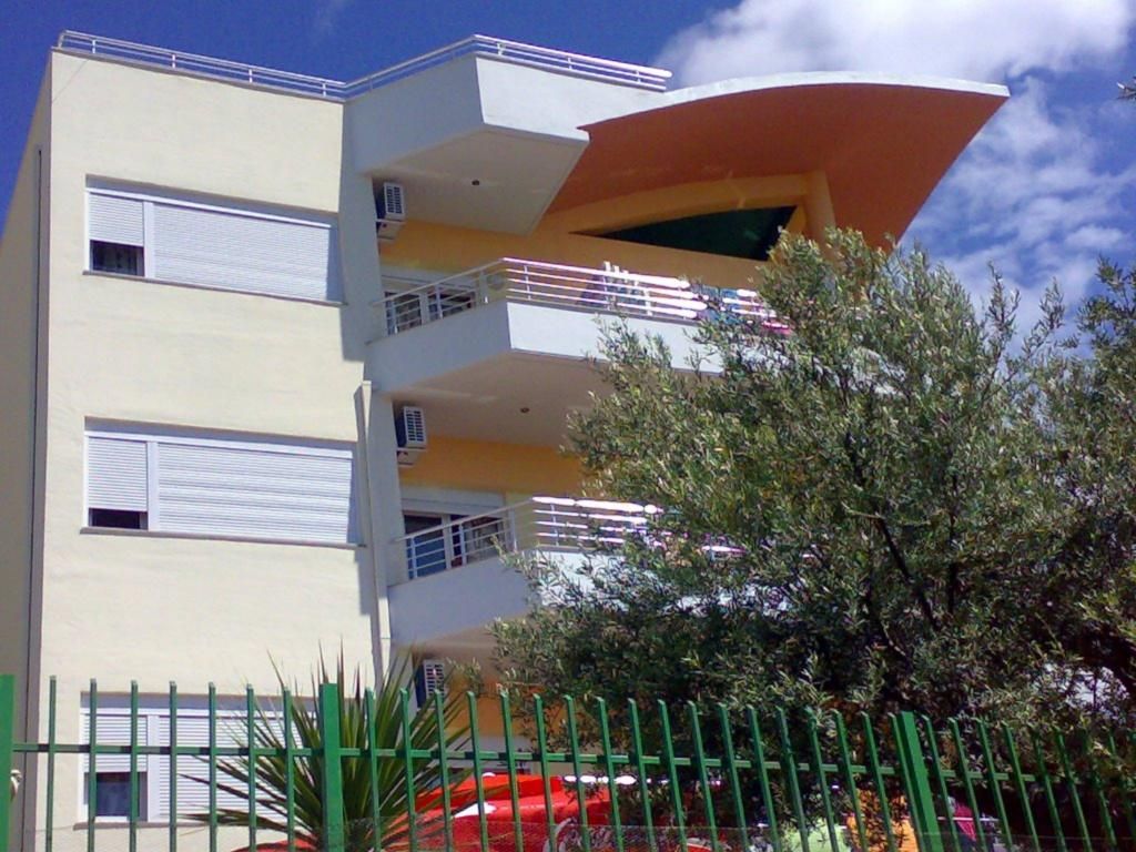 Villa Leo 3 Дуррес