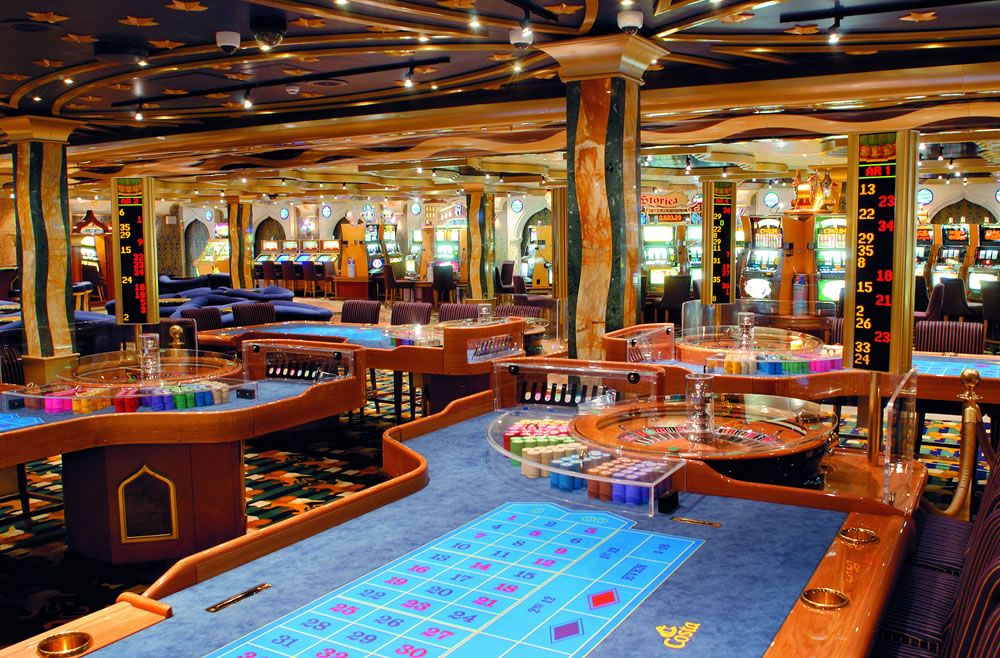 Costa Mediterranea лайнер
